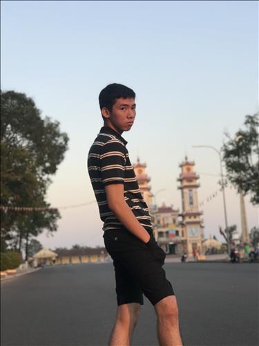 Huỳnh Gia Hào, 19 tuổi, Quận 1, Việt Nam