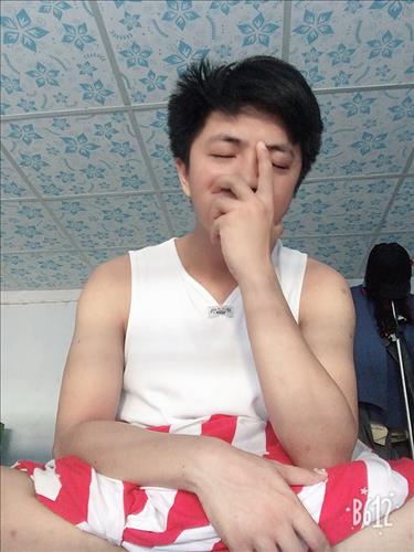 Trung, 24 tuổi, Quận 1, Việt Nam