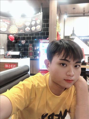 Nam, 19 tuổi, Quận 1, Việt Nam