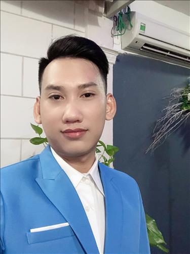 Quý Trần, 27 tuổi, Quận 1, Việt Nam