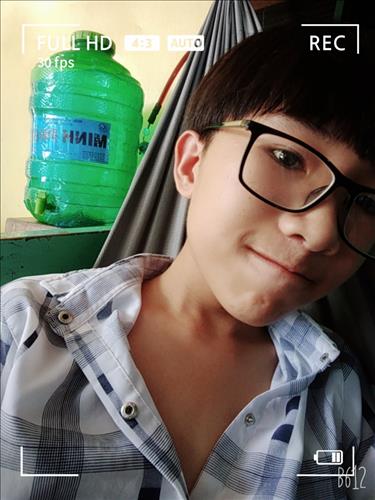 Nguyễn Văn Tròn, 15 tuổi, Quận 1, Việt Nam