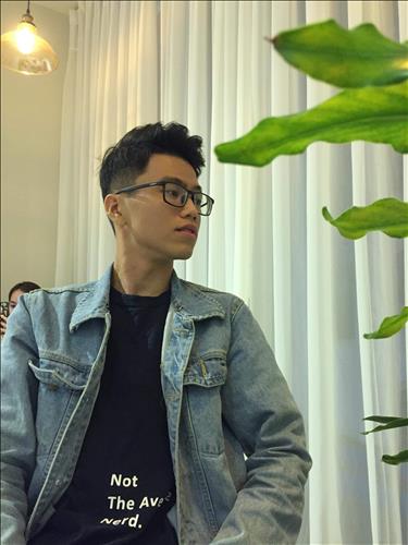 avisdng, 18 tuổi, Quận 1, Việt Nam
