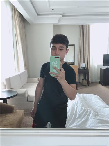Huy, 24 tuổi, Quận 1, Việt Nam