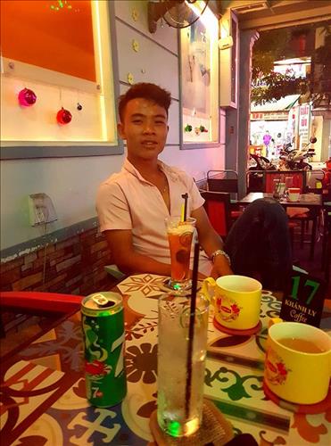HỮU NGHĨA NGUYỄN, 23 tuổi, Quận 1, Việt Nam