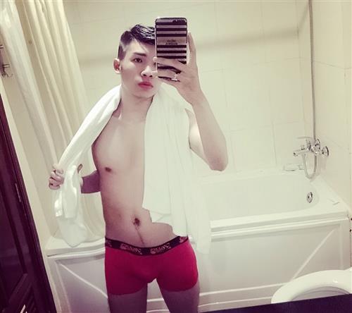 Benny Nguyễn, 21 tuổi, Quận 1, Việt Nam