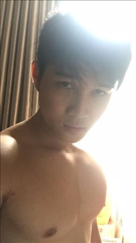 Chí Linh, 24 tuổi, Quận 1, Việt Nam