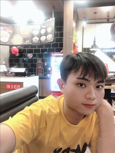 Nam Phạm, 19 tuổi, Quận 1, Việt Nam
