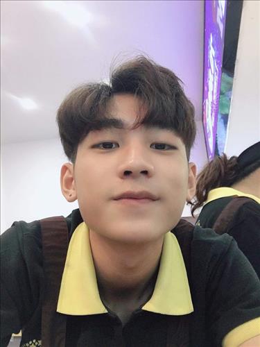 Việt Lê, 21 tuổi, Quận 1, Việt Nam