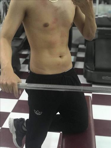 Huy huy, 18 tuổi, Quận 1, Việt Nam