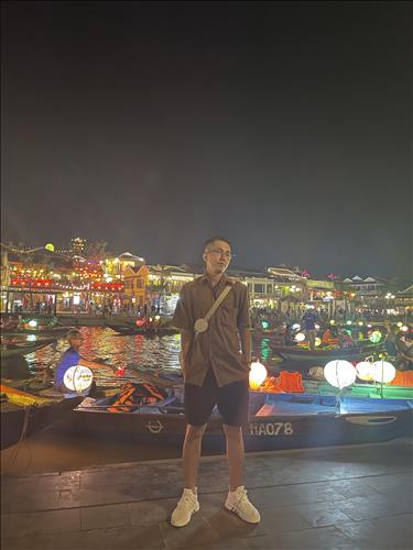 L.H, 28 tuổi, Quận 1, Việt Nam