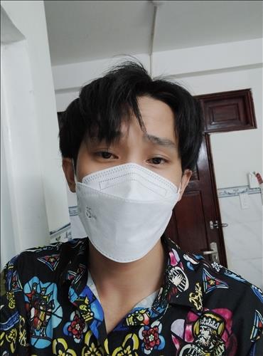 Lê Thái
  Sơn, 22 tuổi, Quận 1, Việt Nam