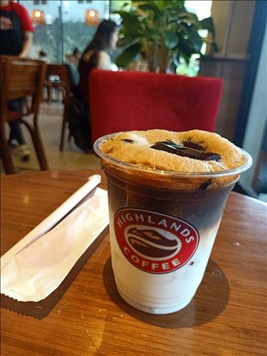 Cà phê, 32 tuổi, Quận 1, Việt Nam