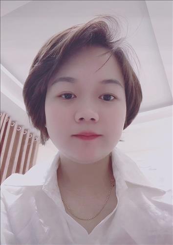 Nguyễn Trang, 26 tuổi, Quận Ba Đình, Việt Nam
