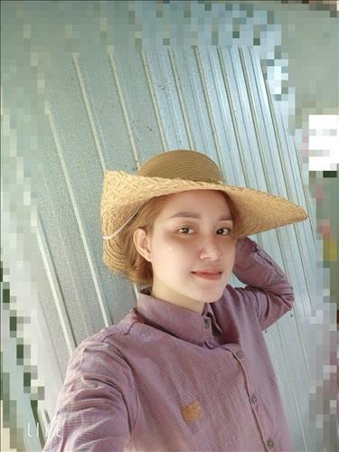 Thơ Nguyễn, 27 tuổi, Quận 1, Việt Nam