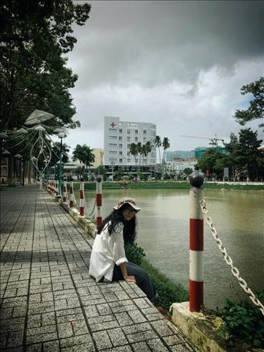 Linh, 23 tuổi, Quận Ninh Kiều, Việt Nam