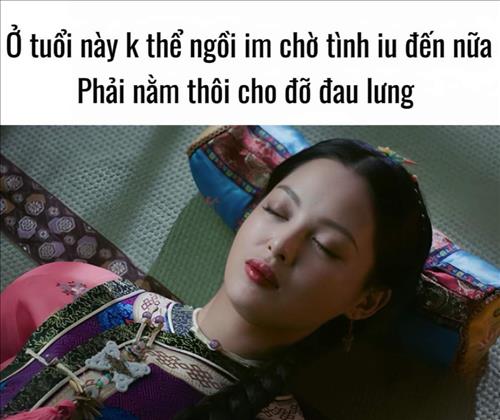 Cô gái đánh máy, 34 tuổi, Quận 1, Việt Nam